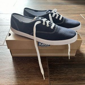 Campion Navy Canvas Keds